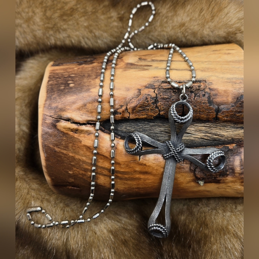 ✝️ Cross Necklace Antique Silver Tone Pendant 3" X 2" Length of Chain 22" Unisex